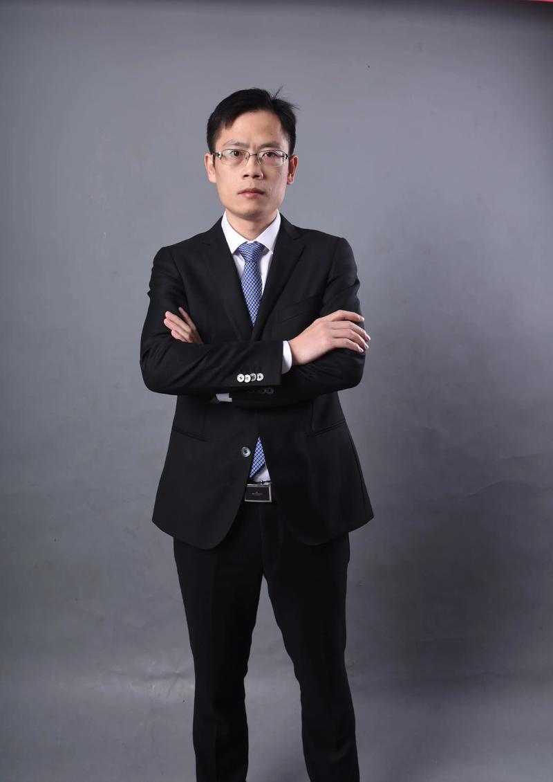 苏砚之 灯光与音效负责人